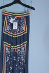 Calça pantalona marinho floral c/etiqueta M